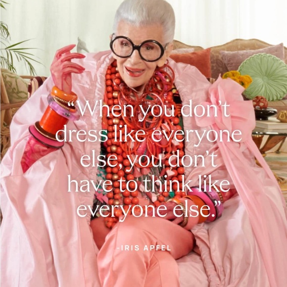 💚❤️Happy Holidays to all my wonderful supports and Posh Pals! See ya in 2026!💚❤️ - Picture 8 of 13